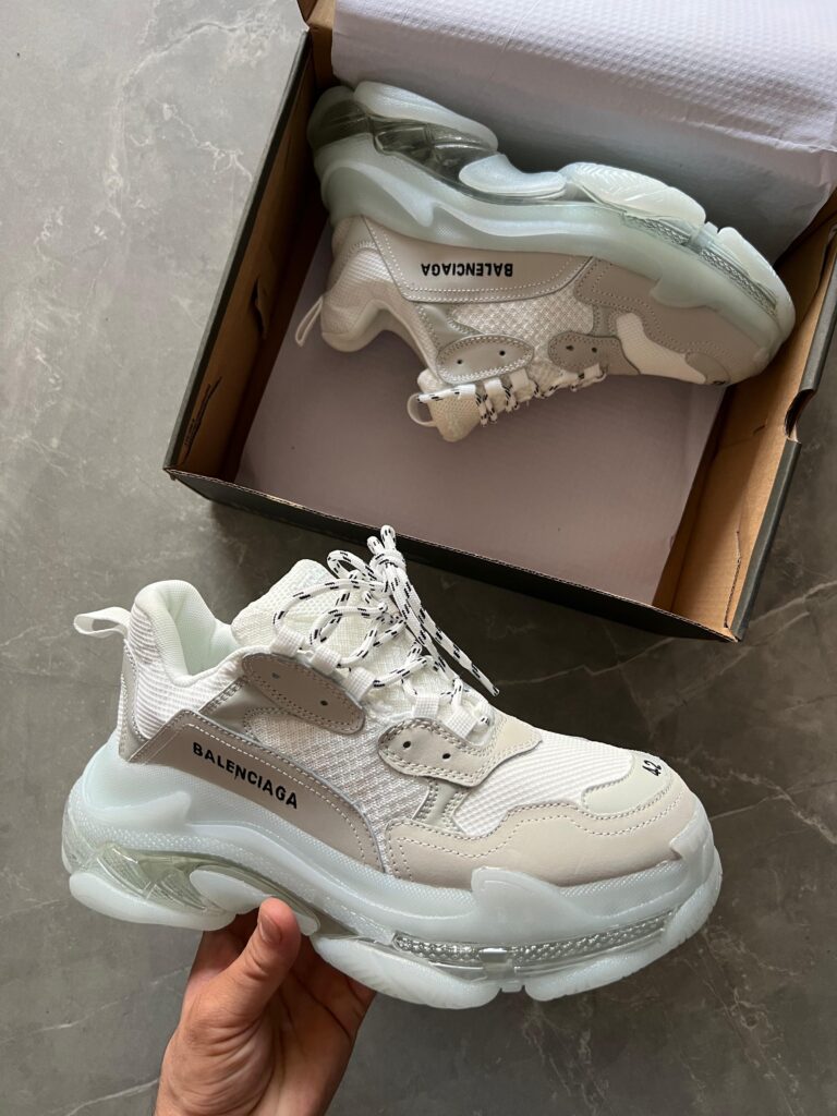 Balenciaga triple s nike 2024 vapormax