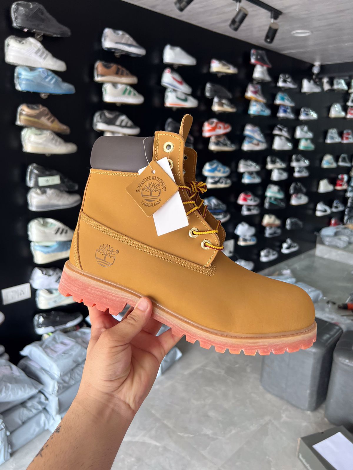 Timberland shoes store first copy