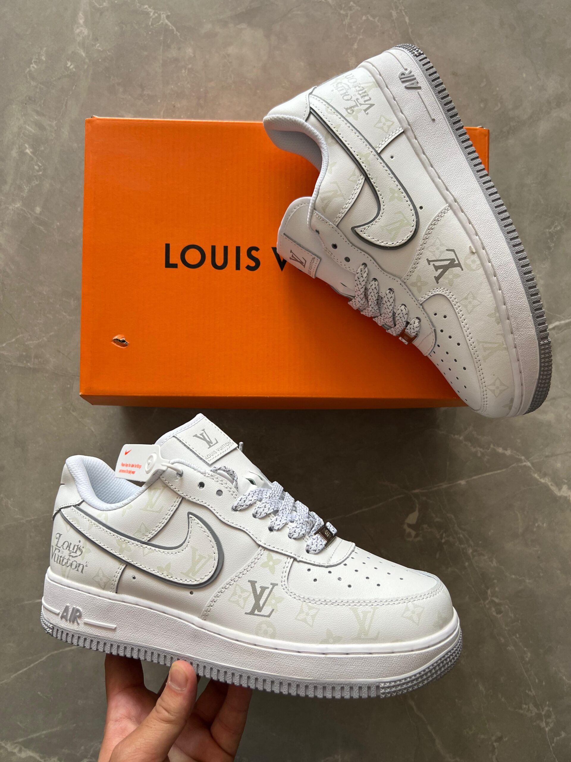 Louis vuitton x shops nike shoes