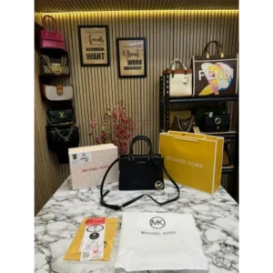 Luxurious Michael Kors Handbag For Women (SOS2704)