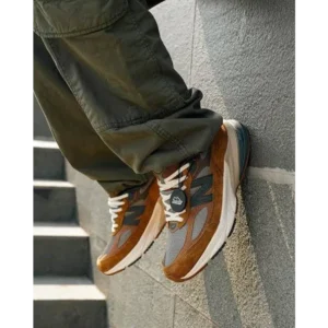 New Balance 990v6 Carhartt Shoes For Men (FST1156)