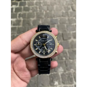 Classy Michael kors Watch For Women (SG8577)