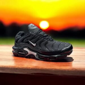 Nike AirMax Plus Metallic Black Silver Shoes For Men (BOT15)