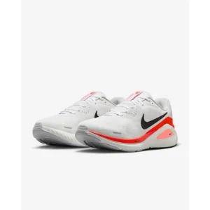 Nike Structure 26