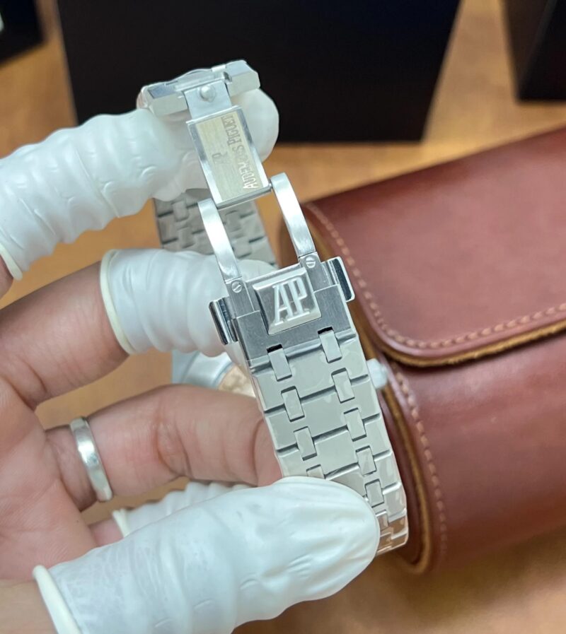 Audemars Piguet Royal Oak Flying Tourbillon Green Diamond Bezel Audemars Piguet Royal Oak Flying Tourbillon Green Diamond Bezel